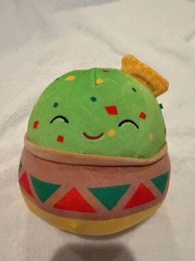 Gideon the Guacamole Squishmallow - Green Fiesta Taco Plush